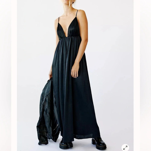 Free People Dresses & Skirts - Free People Lexy Dress Long Maxi Boho flowy sleeveless edgy Black size large
